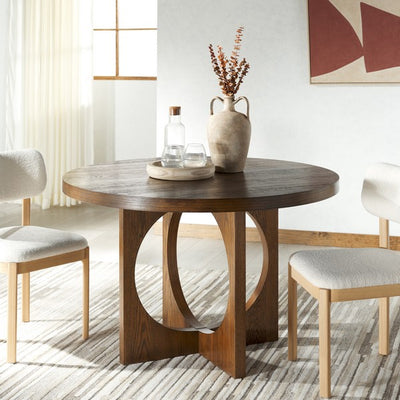 Gabriela 47" Round Oak Dining Table